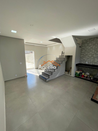 Imagem Casa com 2 Quartos à Venda, 67 m² em Jardim São Carlos - Mogi Guaçu Imagem Casa com 2 Quartos à Venda, 67 m² em Jardim São Carlos - Mogi Guaçu