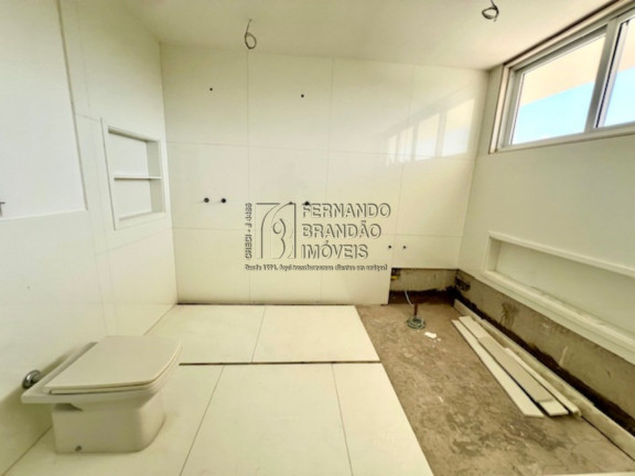 Imagem Casa com 6 Quartos à Venda, 700 m² em Barra Da Tijuca - Rio De Janeiro Imagem Casa com 6 Quartos à Venda, 700 m² em Barra Da Tijuca - Rio De Janeiro