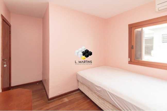 Imagem Casa com 3 Quartos à Venda, 213 m² em Chácara Das Pedras - Porto Alegre Imagem Casa com 3 Quartos à Venda, 213 m² em Chácara Das Pedras - Porto Alegre