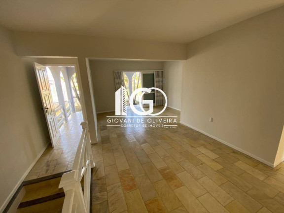 Imagem Casa com 3 Quartos à Venda, 237 m² em Operária Nova - Criciúma Imagem Casa com 3 Quartos à Venda, 237 m² em Operária Nova - Criciúma