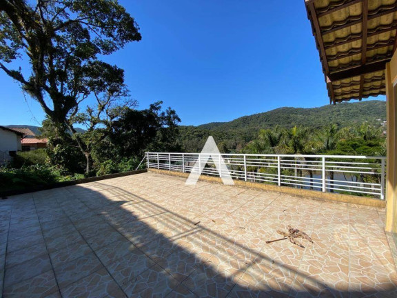 Imagem Casa com 4 Quartos à Venda, 650 m² em Comary - Teresópolis Imagem Casa com 4 Quartos à Venda, 650 m² em Comary - Teresópolis