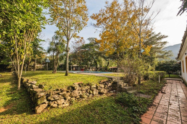 Imagem Casa com 4 Quartos à Venda, 264 m² em Enseada Do Brito (ens Brito) - Palhoça Imagem Casa com 4 Quartos à Venda, 264 m² em Enseada Do Brito (ens Brito) - Palhoça