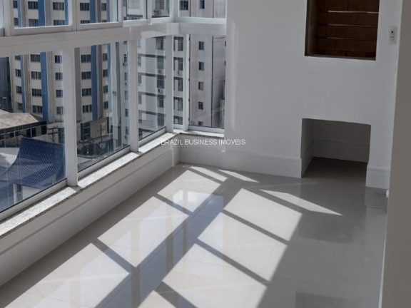 Imagem Imóvel com 3 Quartos à Venda, 112 m² em Centro - Balneário Camboriú Imagem Imóvel com 3 Quartos à Venda, 112 m² em Centro - Balneário Camboriú