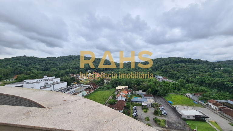 Imagem Cobertura com 3 Quartos à Venda, 288 m² em Atiradores - Joinville
