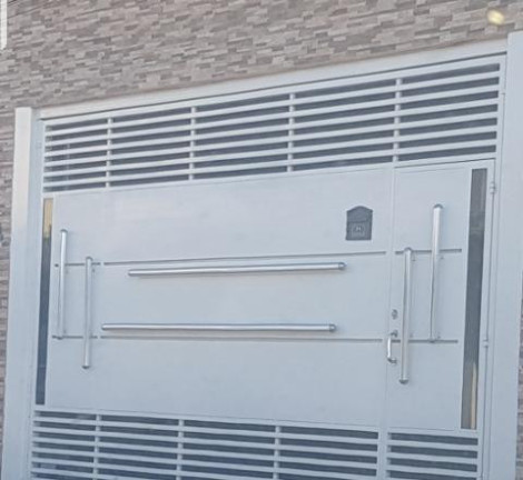 Imagem Sobrado com 5 Quartos à Venda, 300 m² em Jardim Presidente Dutra - Guarulhos