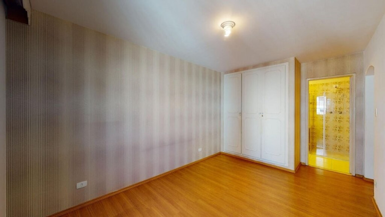 Imagem Imóvel com 4 Quartos à Venda, 113 m² em Moema - São Paulo Imagem Imóvel com 4 Quartos à Venda, 113 m² em Moema - São Paulo