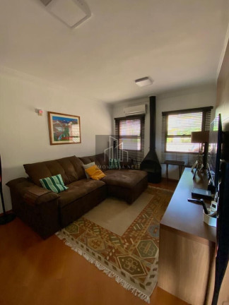 Imagem Casa com 4 Quartos à Venda, 403 m² em Alphaville - Santana De Parnaíba Imagem Casa com 4 Quartos à Venda, 403 m² em Alphaville - Santana De Parnaíba