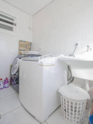 Imagem Casa com 4 Quartos à Venda, 369 m² em Sarandi - Porto Alegre Imagem Casa com 4 Quartos à Venda, 369 m² em Sarandi - Porto Alegre