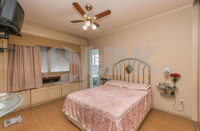 Imagem Apartamento com 3 Quartos à Venda, 130 m² em Moinhos De Vento - Porto Alegre Imagem Apartamento com 3 Quartos à Venda, 130 m² em Moinhos De Vento - Porto Alegre