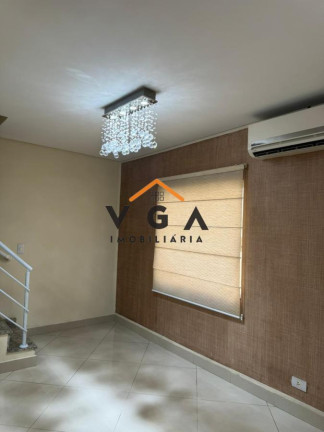 Imagem Casa com 3 Quartos à Venda, 200 m² em Vila Guilhermina - São Paulo Imagem Casa com 3 Quartos à Venda, 200 m² em Vila Guilhermina - São Paulo