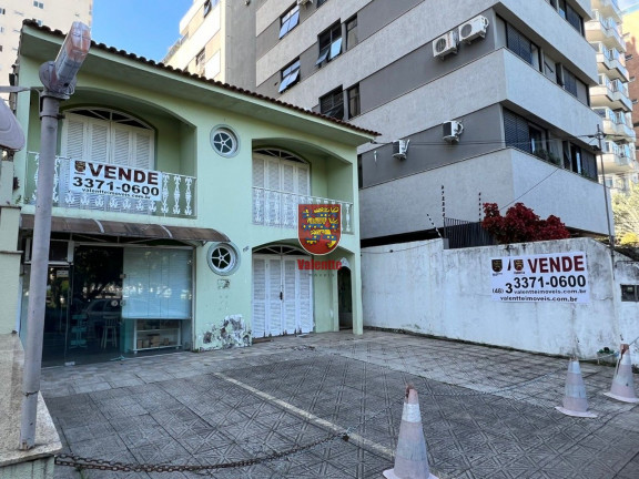 Casa com 6 Quartos à Venda ou Locação, 300 m² em Beira Mar Norte - Florianópolis