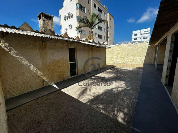 Imagem Casa com 2 Quartos à Venda, 156 m² em Centro - Palhoça