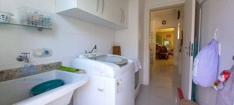 Imagem Casa com 4 Quartos à Venda, 340 m² em Córrego Grande - Florianópolis