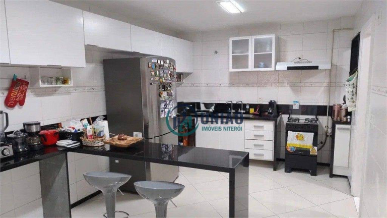 Imagem Apartamento com 3 Quartos à Venda, 120 m² em Icaraí - Niterói