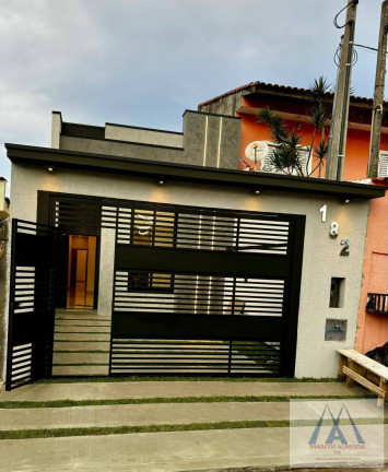 Casa com 2 Quartos à Venda, 75 m² em Jardim Layr - Mogi Das Cruzes