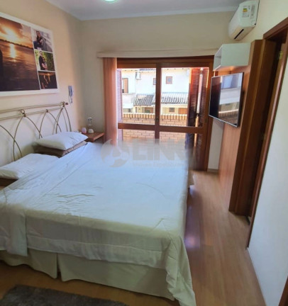 Imagem Imóvel com 3 Quartos à Venda, 186 m² em Cavalhada - Porto Alegre