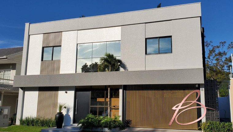 Imagem Casa com 4 Quartos à Venda, 250 m² em Barra - Balneário Camboriú