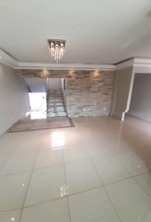 Imagem Casa com 3 Quartos à Venda, 202 m² em Jardim Império Do Sol - Maringá Imagem Casa com 3 Quartos à Venda, 202 m² em Jardim Império Do Sol - Maringá