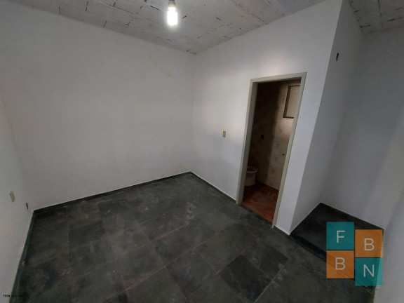 Imagem Galpão para Alugar, 750 m² em Freguesia (jacarepaguá) - Rio De Janeiro