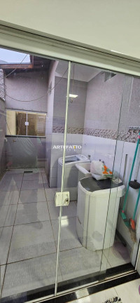 Imagem Casa com 2 Quartos à Venda, 125 m² Imagem Casa com 2 Quartos à Venda, 125 m²