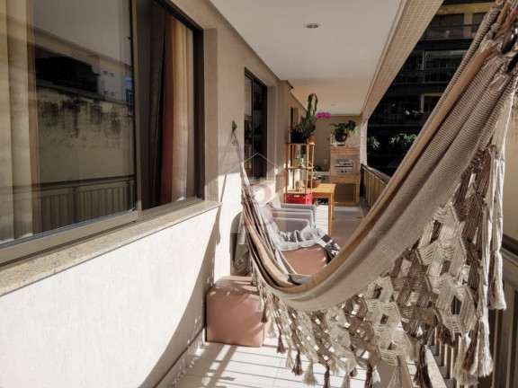Imagem Imóvel com 4 Quartos à Venda, 127 m² em Icaraí - Niterói