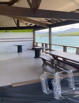 Imagem Casa com 4 Quartos à Venda, 400 m² em Centro - Guarapari Imagem Casa com 4 Quartos à Venda, 400 m² em Centro - Guarapari