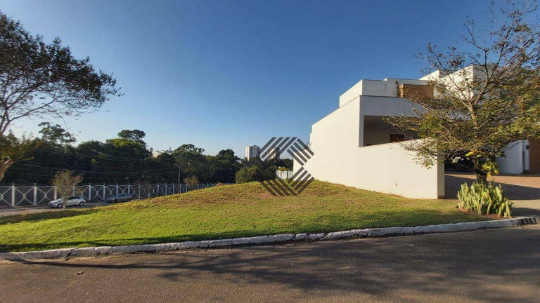 Imagem Terreno à Venda, 338 m² em Condomínio Belvedere I - Votorantim Imagem Terreno à Venda, 338 m² em Condomínio Belvedere I - Votorantim