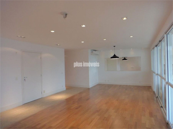 Imagem Apartamento com 3 Quartos para Alugar, 188 m² em Itaim Bibi - São Paulo Imagem Apartamento com 3 Quartos para Alugar, 188 m² em Itaim Bibi - São Paulo