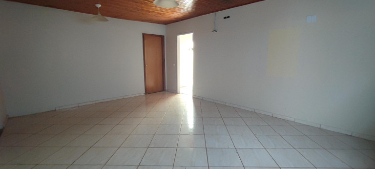Imagem Imóvel com 8 Quartos à Venda, 180 m² em Vila Nossa Senhora Das Graças - Campo Grande