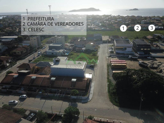 Imagem Casa com 2 Quartos à Venda, 70 m² em Centro - Balneário Barra Do Sul