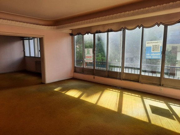 Imagem Apartamento com 3 Quartos à Venda, 172 m² em Centro Histórico - Porto Alegre Imagem Apartamento com 3 Quartos à Venda, 172 m² em Centro Histórico - Porto Alegre