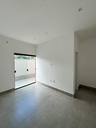 Imagem Casa com 3 Quartos à Venda, 250 m² em Vargem Pequena - Rio De Janeiro Imagem Casa com 3 Quartos à Venda, 250 m² em Vargem Pequena - Rio De Janeiro
