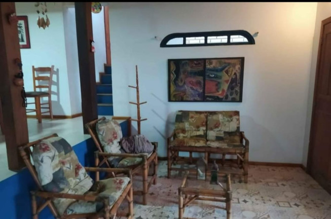 Imagem Casa com 3 Quartos à Venda, 250 m² em Macacu - Garopaba Imagem Casa com 3 Quartos à Venda, 250 m² em Macacu - Garopaba