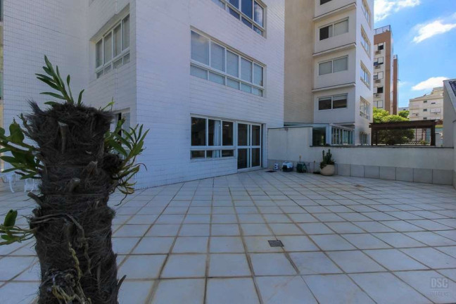 Imagem Apartamento com 2 Quartos à Venda, 247 m² em Higienópolis - Porto Alegre