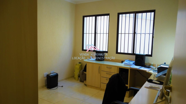 Imagem Casa com 4 Quartos à Venda, 400 m² em Vila Viotto - Jundiaí Imagem Casa com 4 Quartos à Venda, 400 m² em Vila Viotto - Jundiaí