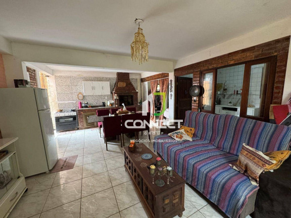 Imagem Casa com 5 Quartos à Venda, 270 m² em Fazenda - Itajaí Imagem Casa com 5 Quartos à Venda, 270 m² em Fazenda - Itajaí