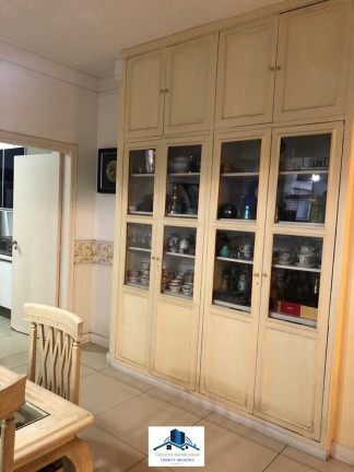 Imagem Apartamento com 4 Quartos à Venda, 382 m²