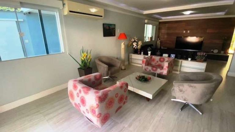 Imagem Casa com 5 Quartos à Venda, 540 m² em Ogiva - Cabo Frio Imagem Casa com 5 Quartos à Venda, 540 m² em Ogiva - Cabo Frio