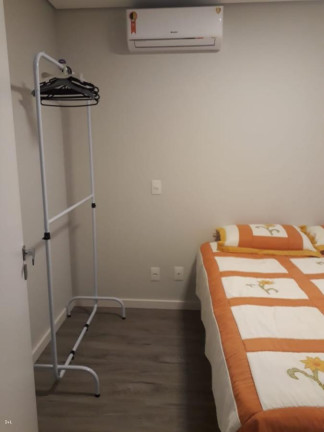 Imagem Apartamento com 3 Quartos para Alugar ou Temporada, 81 m² em Itacolomi - Balneário Piçarras Imagem Apartamento com 3 Quartos para Alugar ou Temporada, 81 m² em Itacolomi - Balneário Piçarras