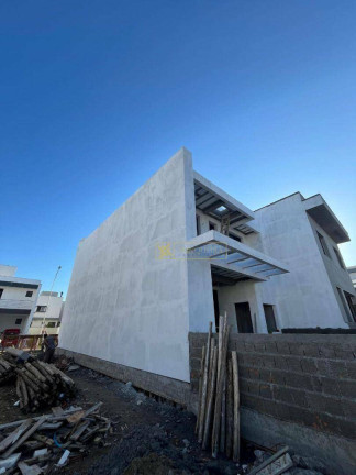 Imagem Casa com 3 Quartos à Venda, 184 m² em Bairro Deltaville - Biguaçu Imagem Casa com 3 Quartos à Venda, 184 m² em Bairro Deltaville - Biguaçu