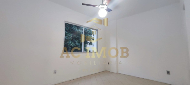 Imagem Imóvel com 2 Quartos à Venda, 85 m² em Caminho Das árvores - Salvador