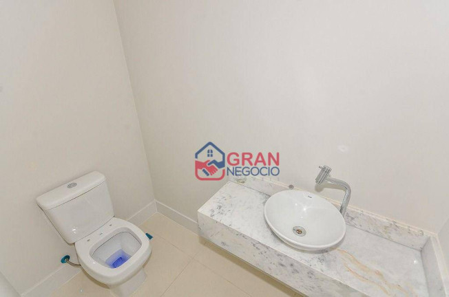 Imagem Sobrado com 3 Quartos à Venda, 162 m² em São Braz - Curitiba