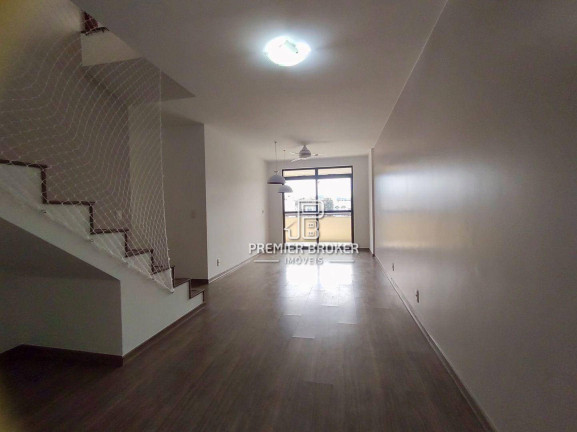 Imagem Cobertura com 4 Quartos à Venda, 145 m² em Alto - Teresópolis Imagem Cobertura com 4 Quartos à Venda, 145 m² em Alto - Teresópolis