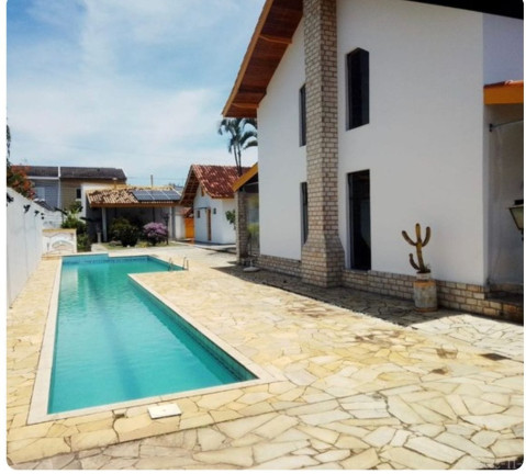 Imagem Casa com 2 Quartos à Venda, 330 m² em Vila São Geraldo - Taubaté Imagem Casa com 2 Quartos à Venda, 330 m² em Vila São Geraldo - Taubaté