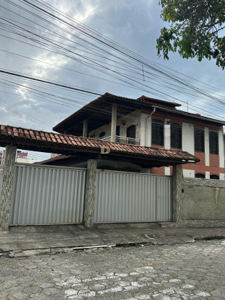 Casa com 5 Quartos à Venda, 375 m² em Jardim Camburi - Vitória