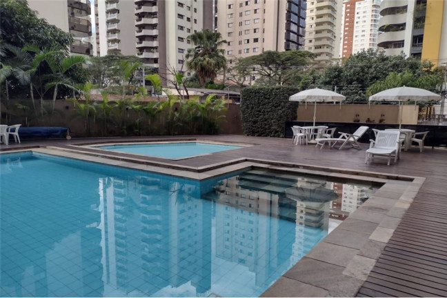 Imagem Apartamento com 2 Quartos à Venda, 56 m² em Moema - São Paulo