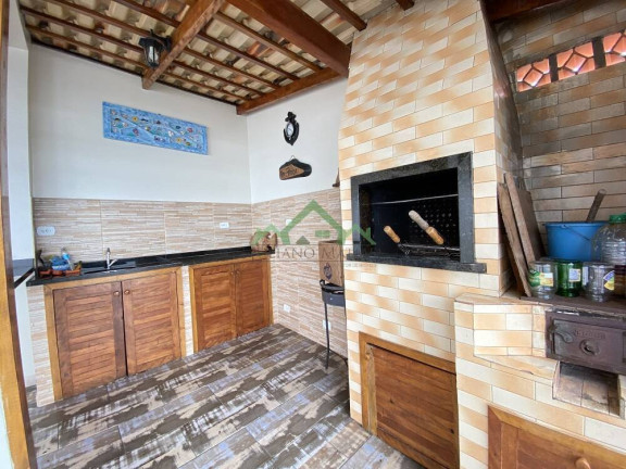 Imagem Casa com 4 Quartos à Venda, 160 m² em Costeira - Balneário Barra Do Sul Imagem Casa com 4 Quartos à Venda, 160 m² em Costeira - Balneário Barra Do Sul