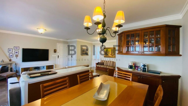 Imagem Apartamento com 3 Quartos à Venda, 125 m² em Moema - São Paulo Imagem Apartamento com 3 Quartos à Venda, 125 m² em Moema - São Paulo