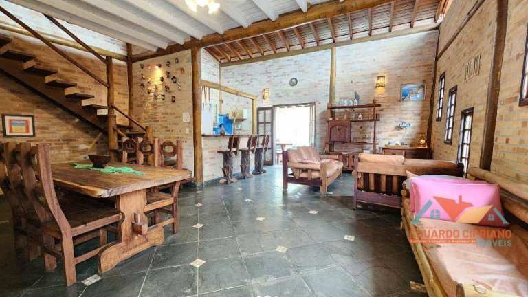 Imagem Casa com 4 Quartos à Venda, 239 m² em Massaguaçu - Caraguatatuba