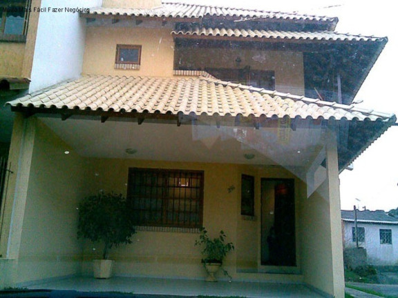 Imagem Sobrado com 3 Quartos à Venda, 266 m² em Aberta Dos Morros - Porto Alegre Imagem Sobrado com 3 Quartos à Venda, 266 m² em Aberta Dos Morros - Porto Alegre